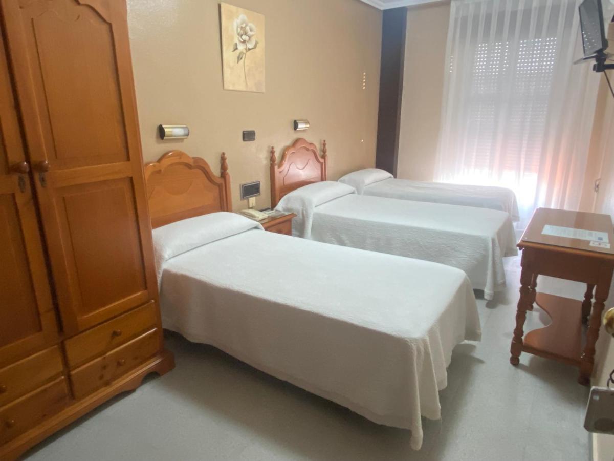 Triple Room Private Bathroom